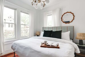 1 chambre, bureau, fer et planche à repasser, Wi-Fi