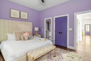 1 bedroom, desk, iron/ironing board, WiFi