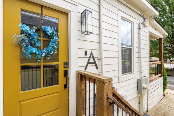 Unclassified image, 1 of 38, button