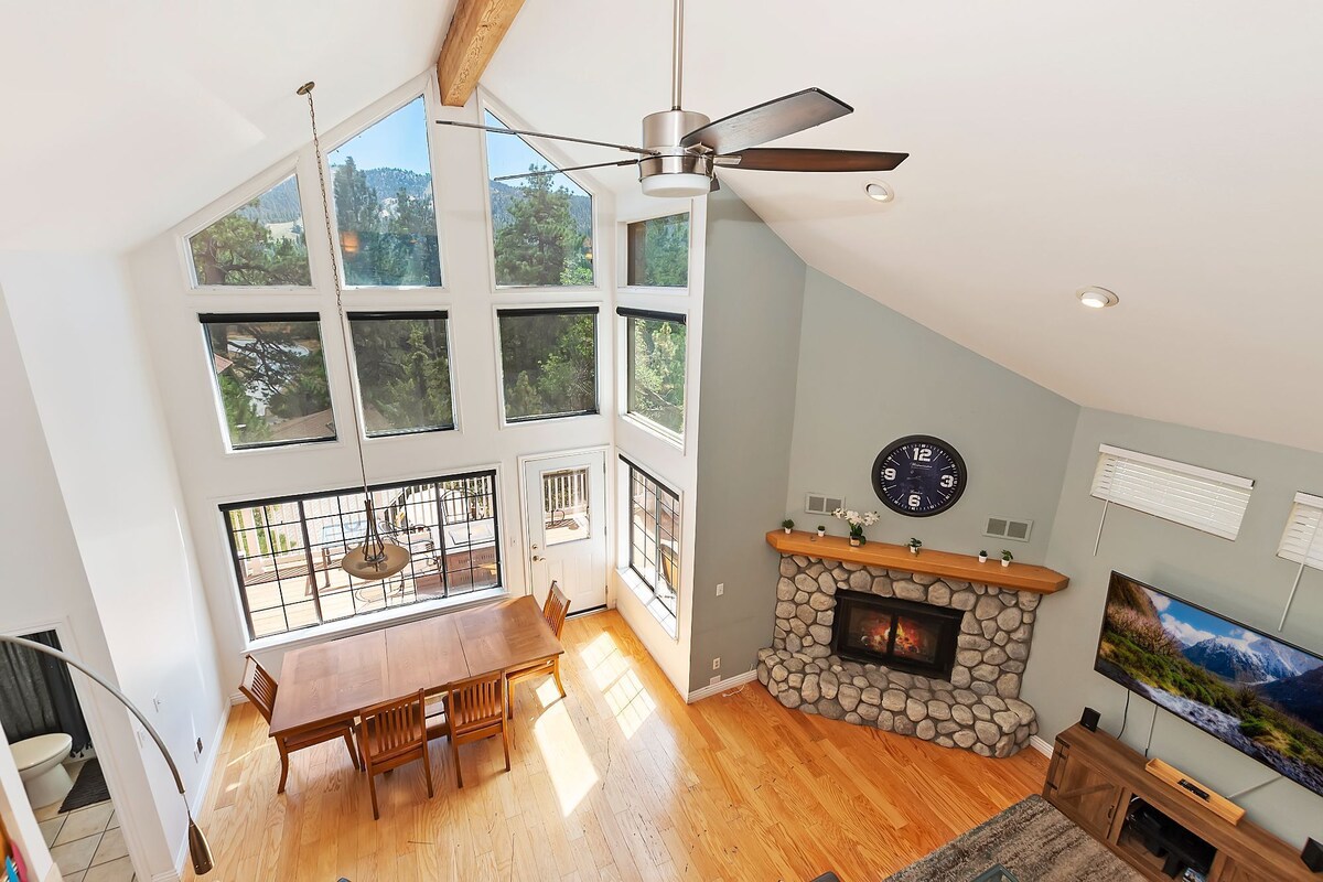 Photo 2 of Silvertip Perch by Destination Big Bear: Amazing Bear Mountain Ski Slope Views! Hot Tub!