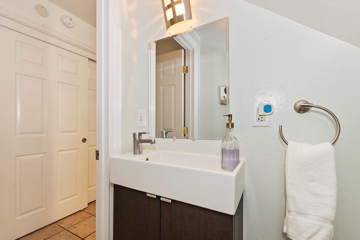 Photo 23 of Silvertip Perch by Destination Big Bear: Amazing Bear Mountain Ski Slope Views! Hot Tub!