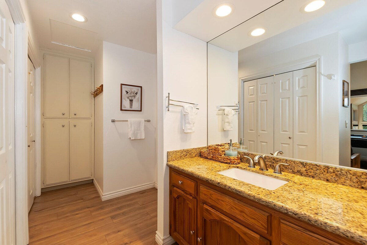 Photo 19 of Silvertip Perch by Destination Big Bear: Amazing Bear Mountain Ski Slope Views! Hot Tub!
