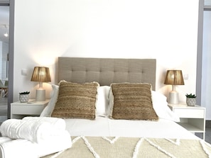 Down comforters, blackout drapes, iron/ironing board, free WiFi - Casa Macías (Cádiz)