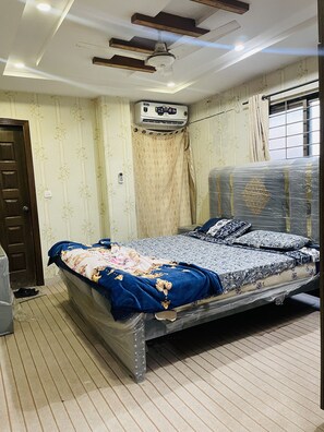 2 bedrooms, WiFi - Lovely and cozy 2 bed Appartmint with a wife Netflix and view. (Islamabad)