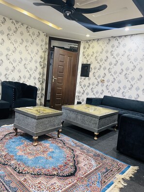 Interior - Lovely and cozy 2 bed Appartmint with a wife Netflix and view. (Islamabad)