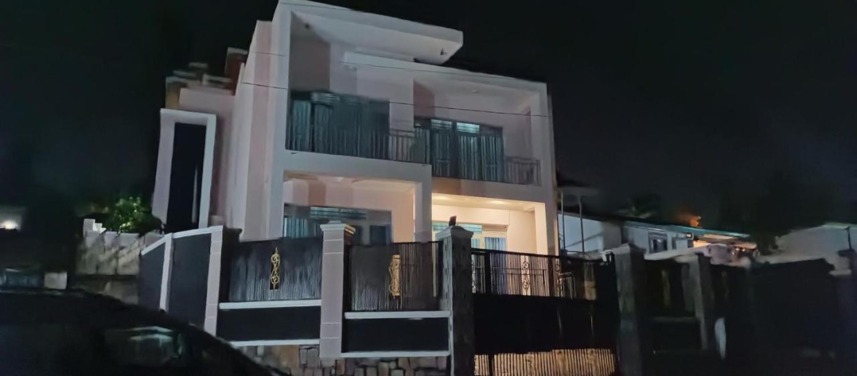 Bagian depan properti