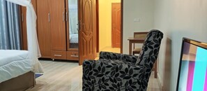 Blackout curtains, free WiFi - Puma Guest House Kigali (Kigali)