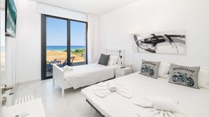 In-room safe, iron/ironing board, free WiFi, bed sheets - By The Beach - Emerald Seaview Villa (Paralimni)