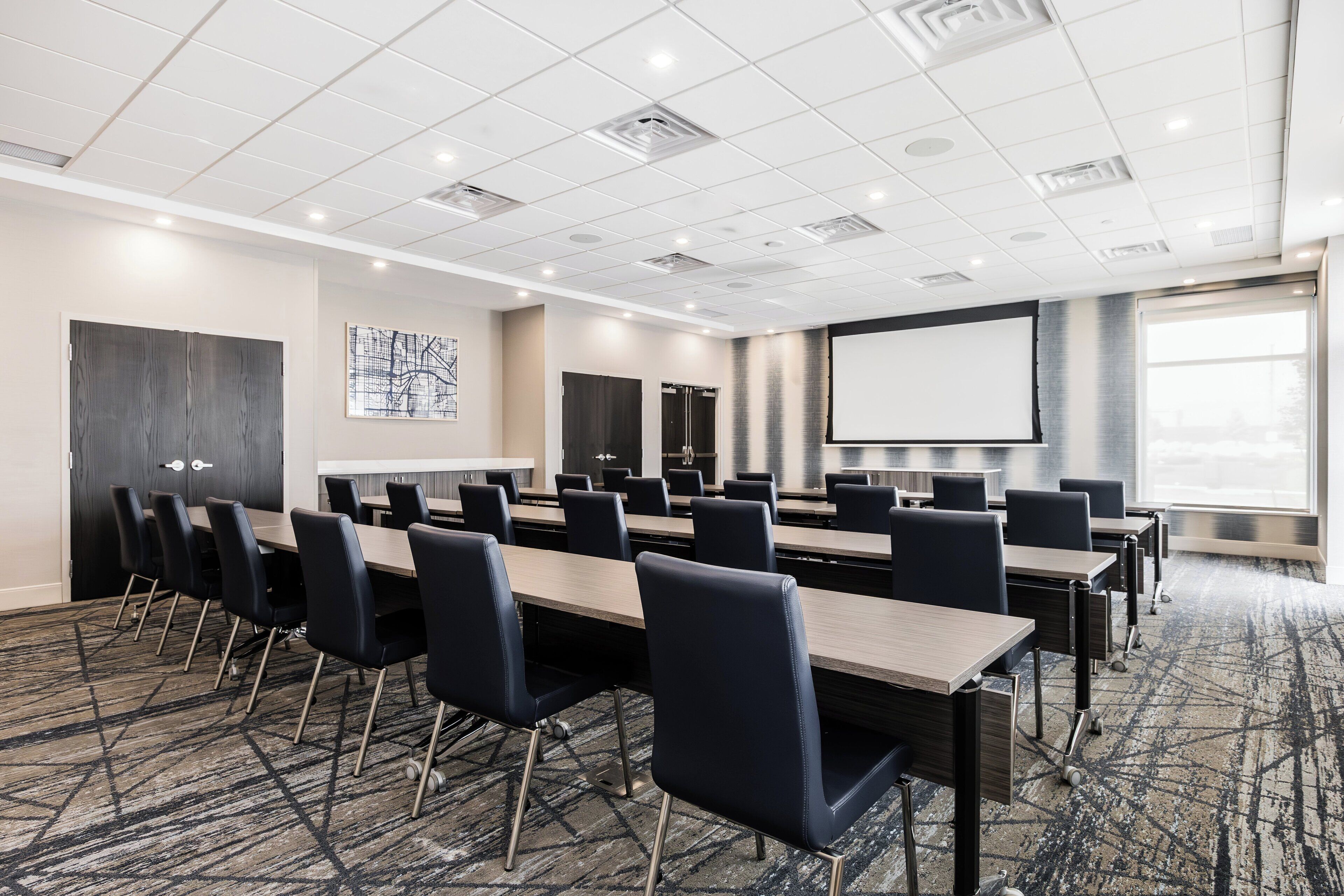 Photo - Holiday Inn Express & Suites Toronto Airport South by IHG
