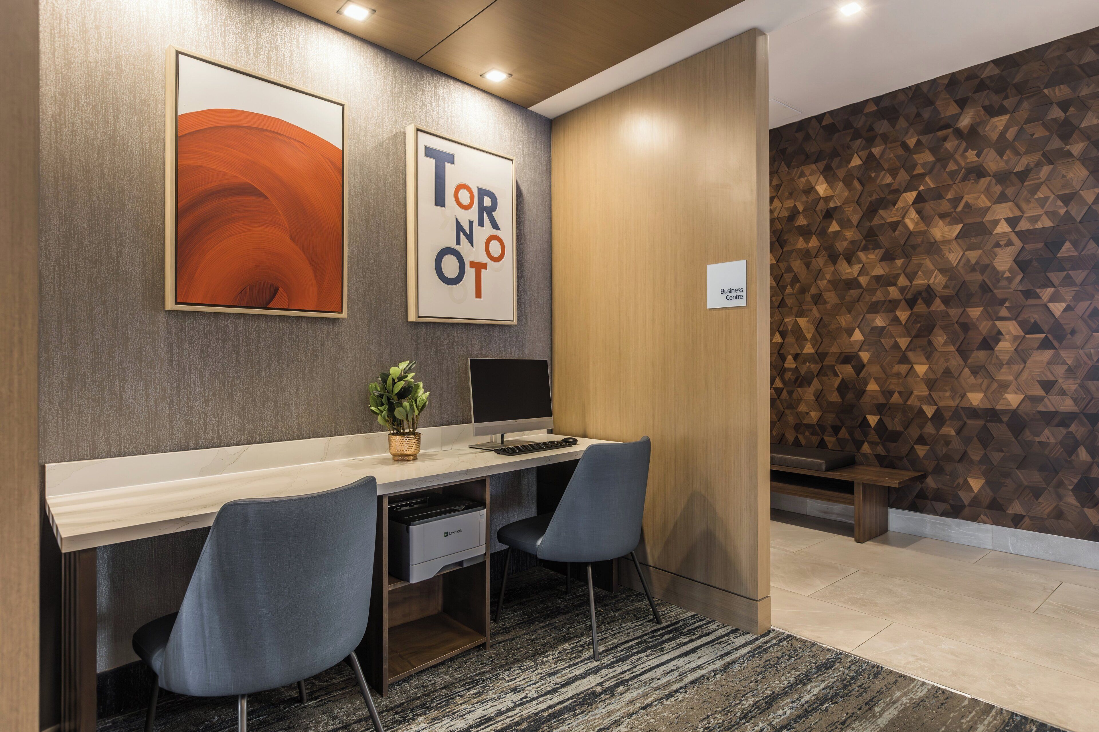 Photo - Holiday Inn Express & Suites Toronto Airport South by IHG