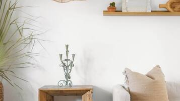 Una Smart TV, una oficina