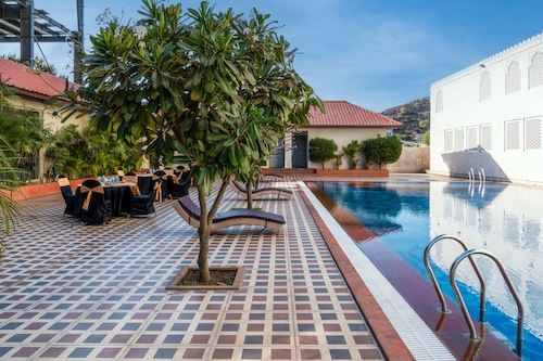 Hotel Pandora Grand, Udaipur- Nestled in nature wrapped in luxury