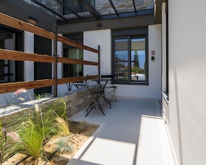Superior Apartment | Balcony - KoNoSo Luxury Apartments (Heraklion)