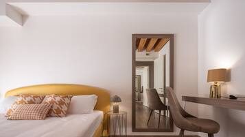 2 chambres, fer et planche Ă repasser, Wi-Fi gratuit, draps fournis