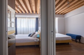 3 bedrooms, iron/ironing board, free WiFi, bed sheets
