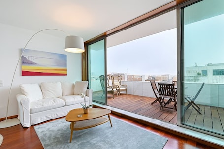 Smart-TV, Kamin. Leça Front Front Beach Luxury Apartment