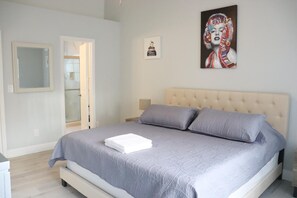 3 bedrooms, individually decorated, individually furnished, free WiFi - Three Bedroom Apartment #4 -- 5014 LBC -- Vusa Three Bedroom Condo Apartment (Kissimmee)