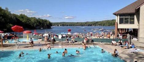 Alberca al aire libre