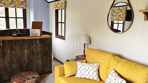 Lobby - Oak Shepherds Lodge -  Sleeps 2 (Dittisham)