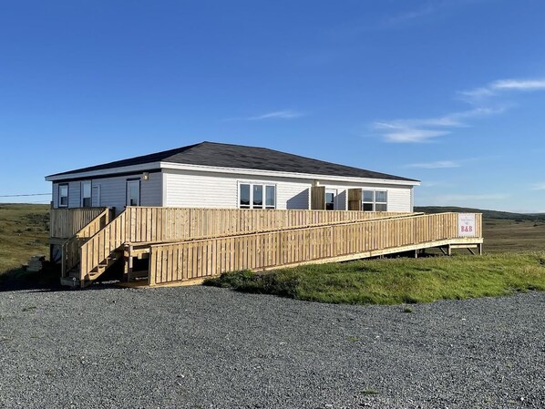 Mặt tiền nơi lưu trú