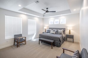 3 bedrooms, iron/ironing board, free WiFi, bed sheets - 3BR Sleeps 10 w/ Casita - Near Clubhouse & Pool (St. George)