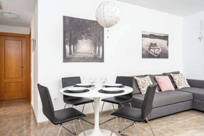 Dining - Penthouse in Torremolinos by Costarentals - Ref 09 (Torremolinos)