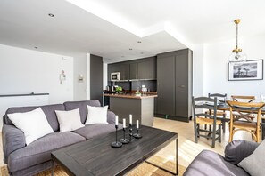 Smart TV - Pool Penthouse in La Cala by Costarentals - Ref 19 (Mijas)