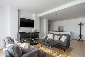 Smart TV, offices