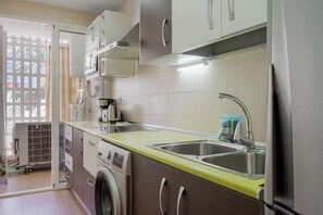 Fridge, microwave, stovetop, coffee/tea maker - Seaview family apartment by Costarentals - Ref 107 (Benalmádena)