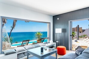 Smart TV, offices - Stunning Beachclose Villa by Costarentals - Ref 03 (Fuengirola)