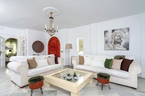 TV connectée, espaces bureaux