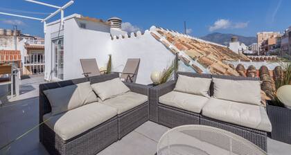 Modern sea view rooftop in Fuengirola by Costarentals - Ref 116