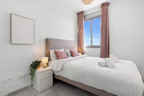 3 bedrooms, iron/ironing board, travel cot, free WiFi