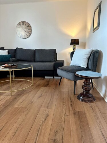 FeWo Lindenallee – Modern & Ruhig