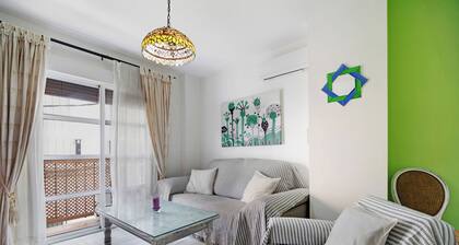 Apartment 'Casa Milagros' close to the Sea with Balcony