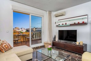 Smart TV, Netflix, streaming services, offices