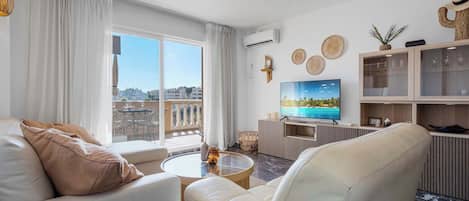 Smart TV, Netflix, streaming services