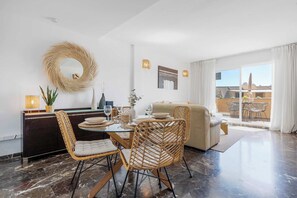 Interior - Don Juan apartment by Costarentals - Ref 98 (Fuengirola)