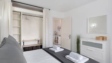 1 bedroom, free WiFi, bed sheets