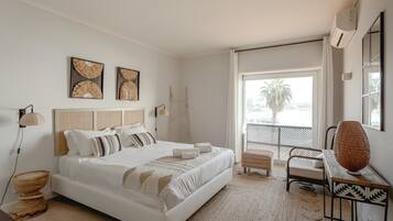 2 soverom, strykejern/-brett, wi-fi (inkludert) og sengetøy