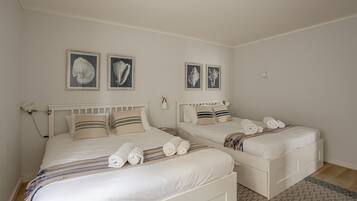 2 soverom, strykejern/-brett, wi-fi (inkludert) og sengetøy