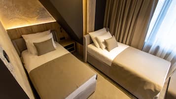 Suite estudio clásica | Ropa de cama de alta calidad y edredones de plumas
