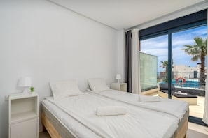 2 makuuhuonetta, silitysrauta/-lauta, ilmainen Wi-Fi, vuodevaatteet
