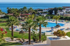 Pool - Spacious El Faro Penthouse w/ Pool & Beach Access (Málaga)