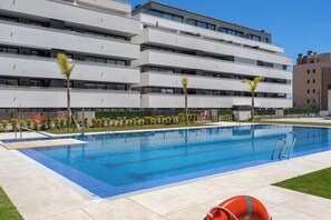 Pool - Beachclose apt with pool by Costarentals - Ref 173 (Torremolinos)