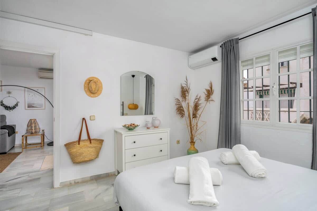 2 soverom, strykejern/-brett, wi-fi (inkludert) og sengetøy