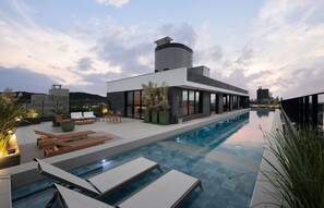 Pool - WI-FI 250MB | Rooftop with Pool in Jurerê #JA12 (Florianópolis)