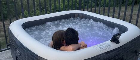 Baignoire à remous extérieure