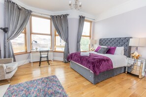 House | 4 bedrooms, iron/ironing board, free WiFi, bed sheets - Remarkable Luxurious Home at the Edge of City (Belfast)