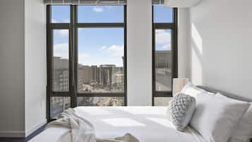 Premium Two Bedroom Apartment with Balcony | 1 bedroom, laptop workspace, iron/ironing board, free WiFi
